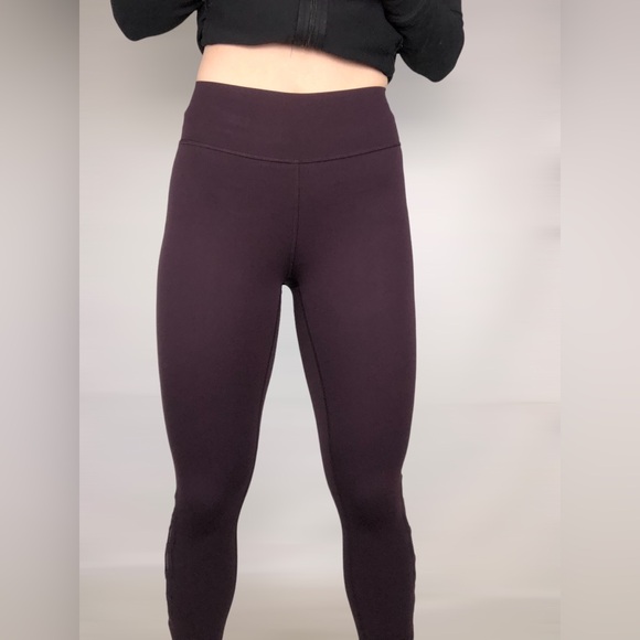 BOGO FREE Lululemon Tied To It Crop 21" Black Cherry - Picture 4 of 9